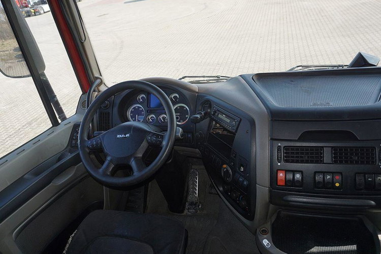 DAF FAR XF 105 zdjęcie 7