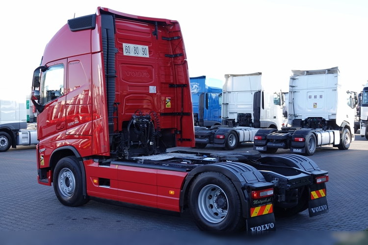 Volvo FH 500 / I-SAVE / XXL / KLIMA POSTOJOWA / NOWY MODEL / OPONY 100 % / PO ZŁOTYM KONTRAKCIE SERWISOWYM zdjęcie 14