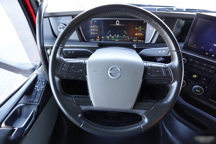 Volvo FH 500 / I-SAVE / XXL / KLIMA POSTOJOWA / NOWY MODEL / OPONY 100 % / PO ZŁOTYM KONTRAKCIE SERWISOWYM zdjęcie 34