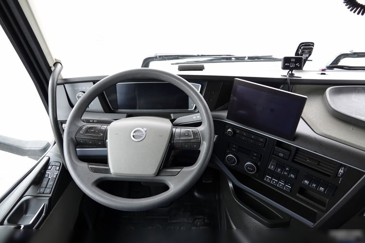 Wielton VOLVO FH 460 / I-SAVE / XXL / ZESTAW TANDEM PRZEJAZDOWY / 120 M3 / KLIMA POSTOJOWA / PO ZŁOTYM KONTRAKCIE SERWISOWYM zdjęcie 52