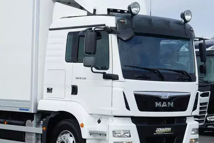 MAN TGM / 18.290 / EURO 6 / CHŁODNIA+ WINDA / 18 PALET / OTWIERANY BOK zdjęcie 21