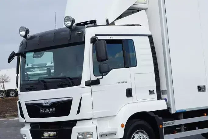 MAN TGM / 18.290 / EURO 6 / CHŁODNIA+ WINDA / 18 PALET / OTWIERANY BOK zdjęcie 27