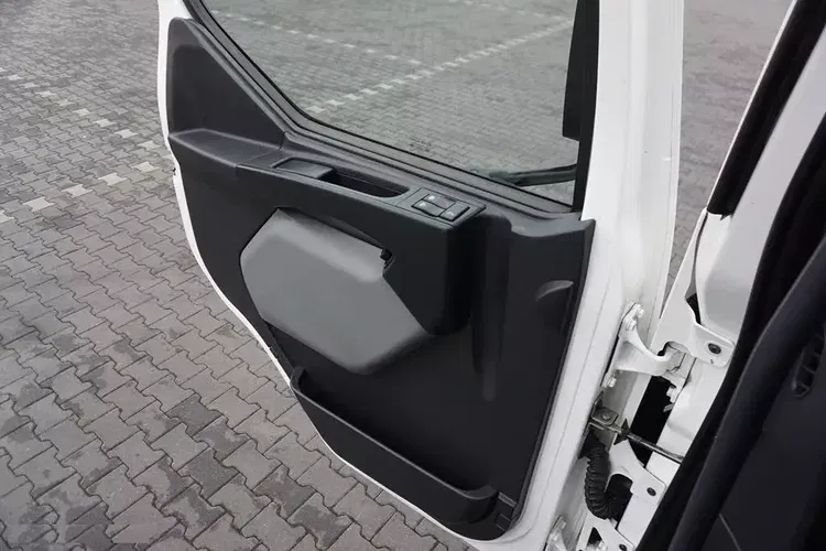 Renault D 210 / E 6 / WYWROTKA + HDS / ROTATOR zdjęcie 31