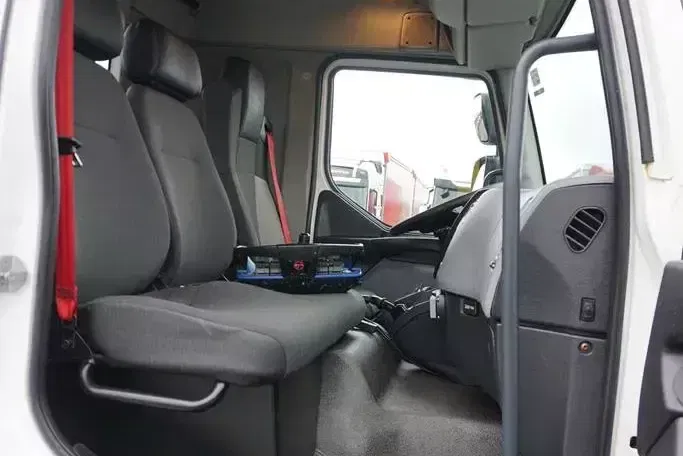 Renault D 210 / E 6 / WYWROTKA + HDS / ROTATOR zdjęcie 8