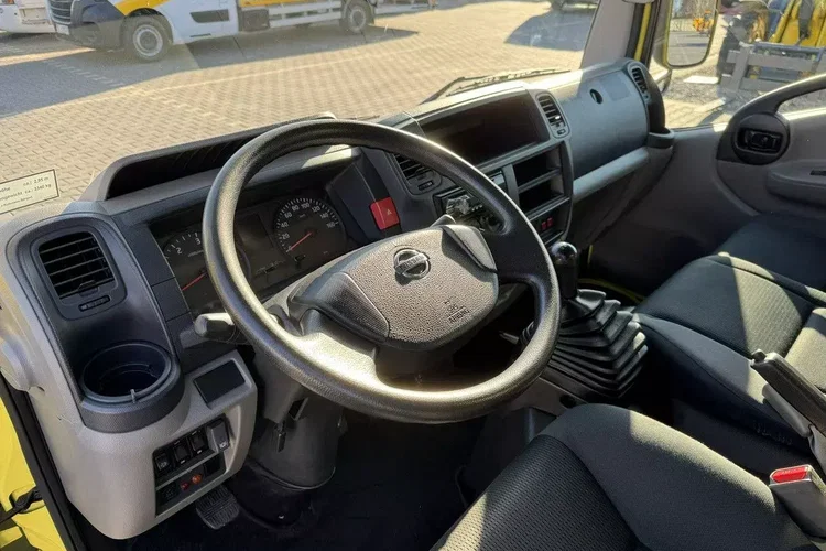 Nissan Cabstar zdjęcie 25
