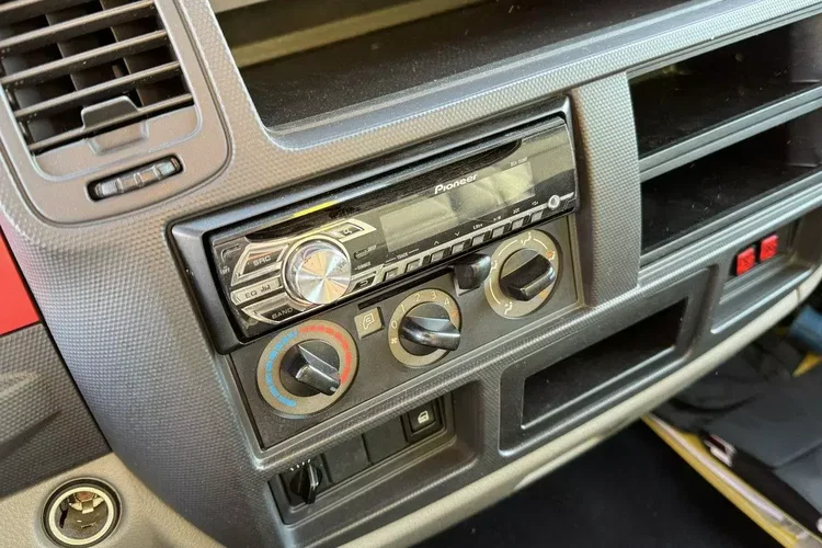 Nissan Cabstar zdjęcie 27