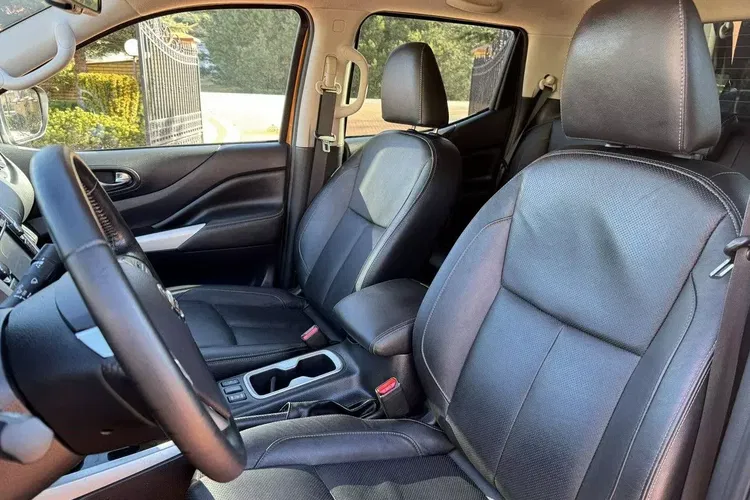 Nissan navara zdjęcie 32