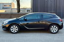 Opel Astra GTC 1.4 turbo 140KM zdjęcie 3