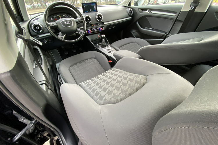 Audi A3 2.0 150KM+BI-XENON+LED+Asystent Poleceń+NAVI+Podgrzew fotele zdjęcie 35