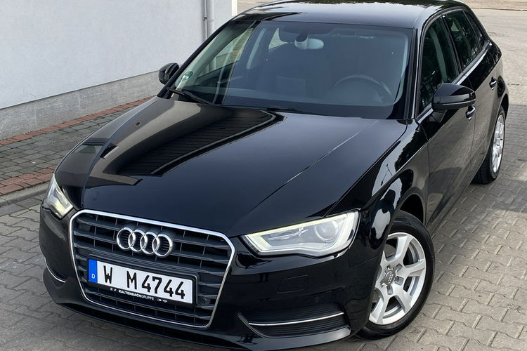 Audi A3 2.0 150KM+BI-XENON+LED+Asystent Poleceń+NAVI+Podgrzew fotele zdjęcie 4
