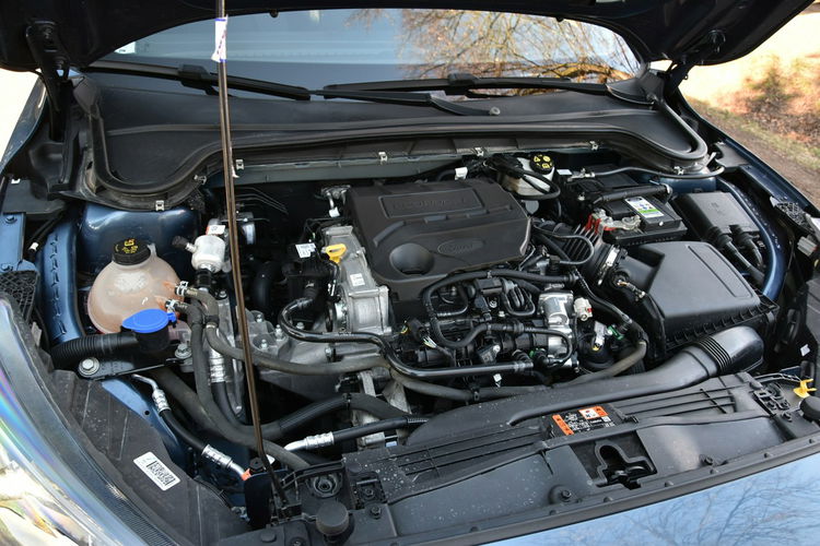 Ford Focus ST line 1.0EcoBoost 125KM Automat 2020r. LED NAVi TEMPOMAT Isofix zdjęcie 37