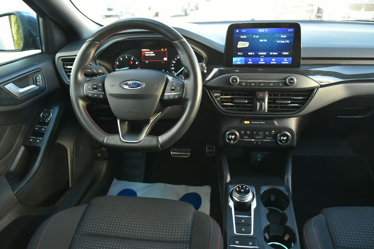 Ford Focus ST line 1.0EcoBoost 125KM Automat 2020r. LED NAVi TEMPOMAT Isofix zdjęcie 8