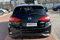 samochód osobowy Nissan zdjęcie 6