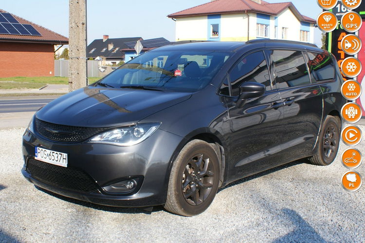 Chrysler Pacifica Limited 35th Anniversary Edition zdjęcie 1