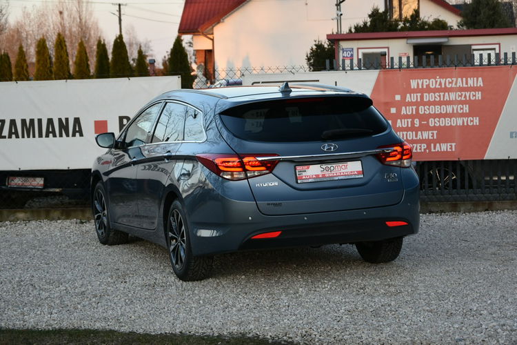 Hyundai i40 1.7CRDi 116KM 2016r. niski przebieg 134tkm LED zdjęcie 10