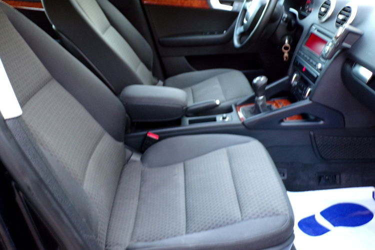 Audi A3 BI Xenon /Klimatronic /Navi / 1.6 /105KM /2012 zdjęcie 29