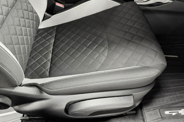 Kia Pro Cee'd 1.6 CRDi 136KM GT-LINE LED Virtualne zegary Kamera Navi El.Klapa JBL zdjęcie 14
