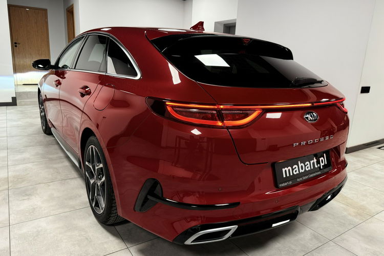 Kia Pro Cee'd 1.6 CRDi 136KM GT-LINE LED Virtualne zegary Kamera Navi El.Klapa JBL zdjęcie 2