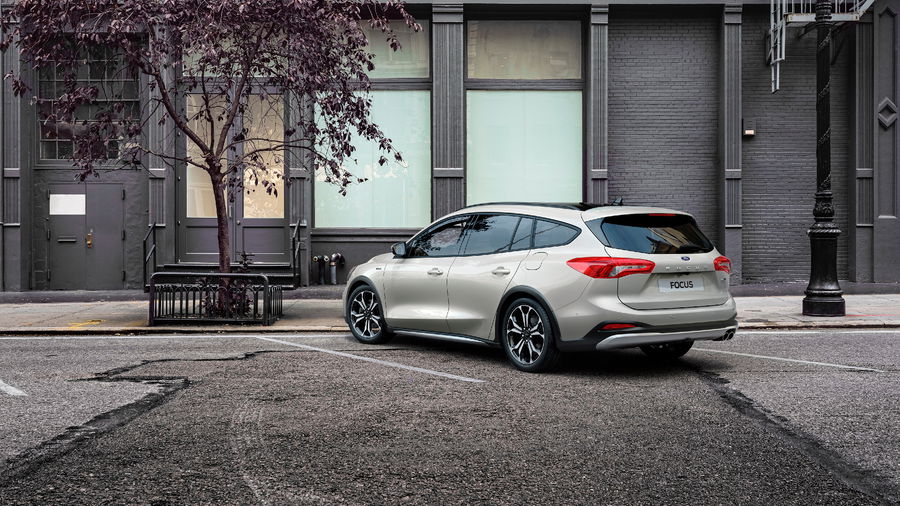 FORD Focus 1.0 EcoBoost mHEV ST-Line X aut zdjęcie 