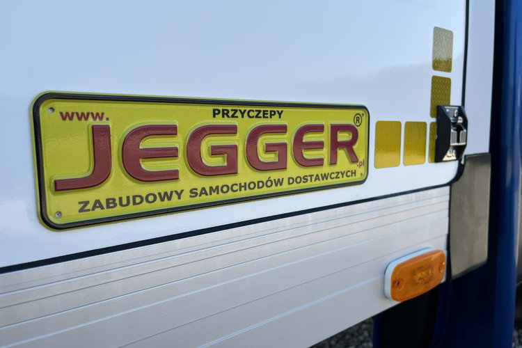 Mercedes Sprinter /Iveco Daily 35S16 Kontener Dł.-4.5m GWARANCJA 3.0/160KM Pneumatyka zdjęcie 13