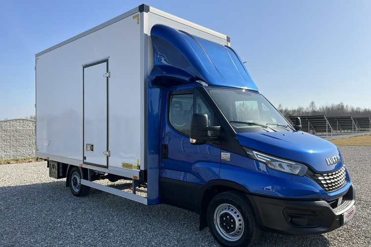 Mercedes Sprinter /Iveco Daily 35S16 Kontener Dł.-4.5m GWARANCJA 3.0/160KM Pneumatyka zdjęcie 7