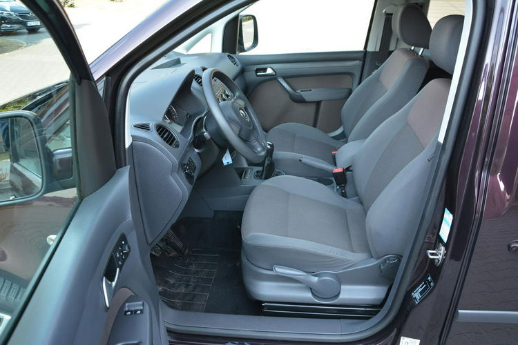Volkswagen Caddy 106 przebiegu Maxi 7-Foteli Klimatronic Parktronic Aso Vw do końca zdjęcie 22