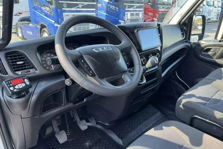 Iveco Daily 35C14 zdjęcie 27