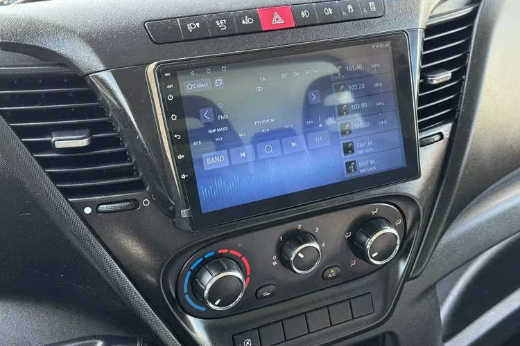 Iveco Daily 35C14 zdjęcie 32