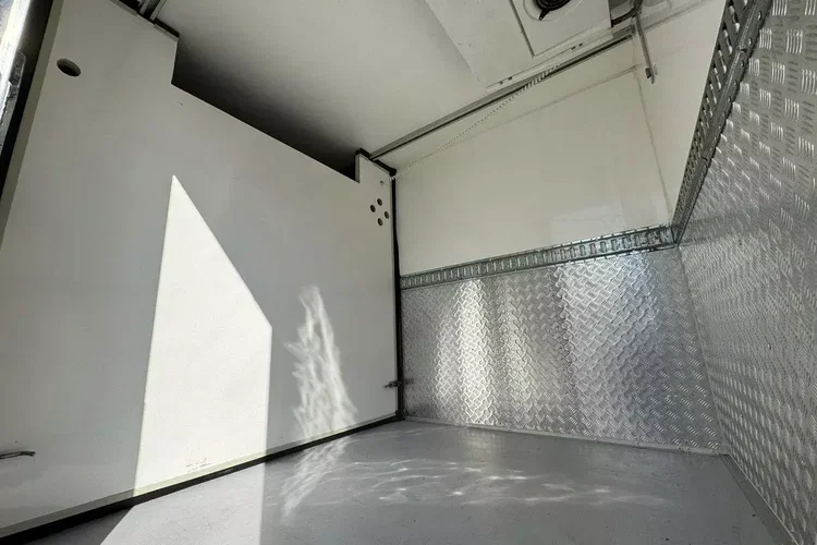 Iveco Daily 35C14 zdjęcie 9