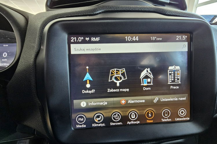 Jeep Renegade aktywny tempomat, czytanie znaków, grzane fotele i kierownica zdjęcie 18