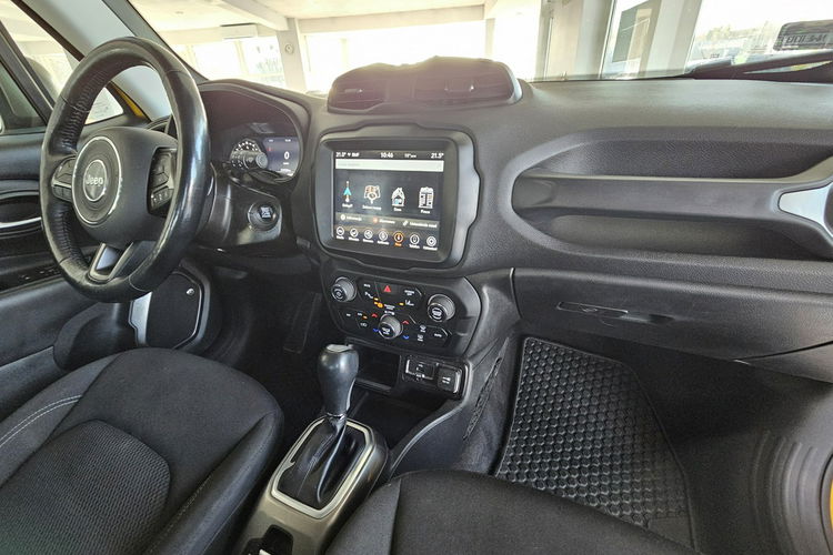 Jeep Renegade aktywny tempomat, czytanie znaków, grzane fotele i kierownica zdjęcie 22