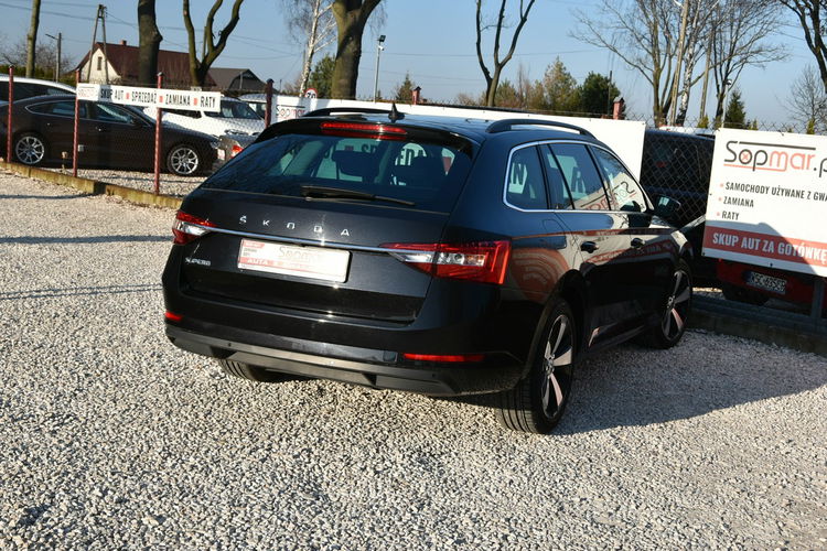 Skoda Superb 2.0TDi 150KM DSG 2021r. niski przebieg FullLED NAVi Kamera alu18" zdjęcie 20