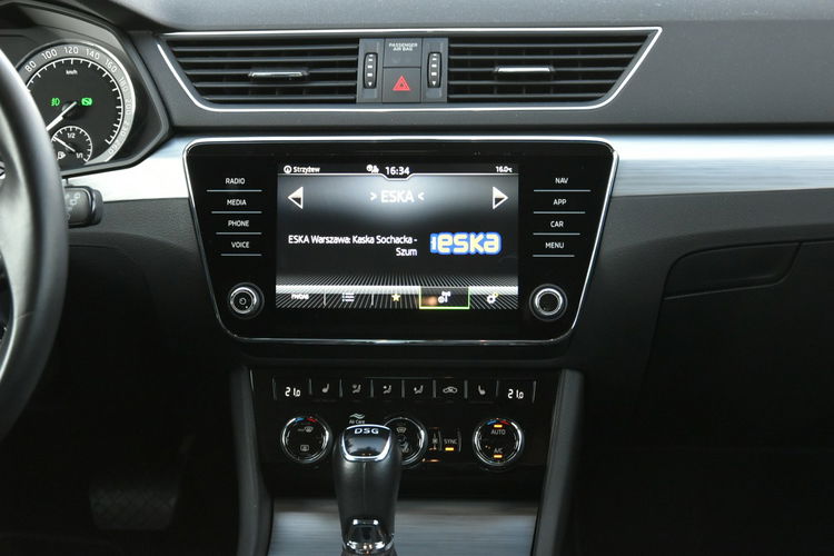 Skoda Superb 2.0TDi 150KM DSG 2021r. niski przebieg FullLED NAVi Kamera alu18" zdjęcie 26