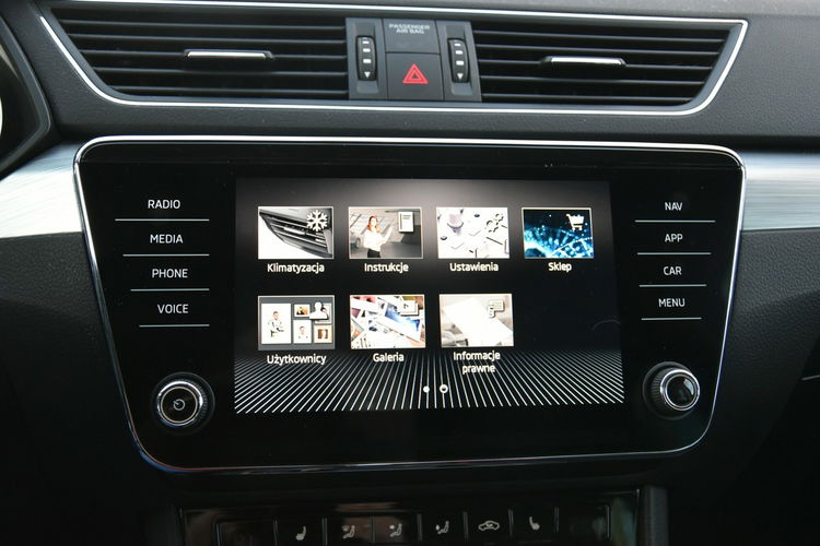 Skoda Superb 2.0TDi 150KM DSG 2021r. niski przebieg FullLED NAVi Kamera alu18" zdjęcie 30