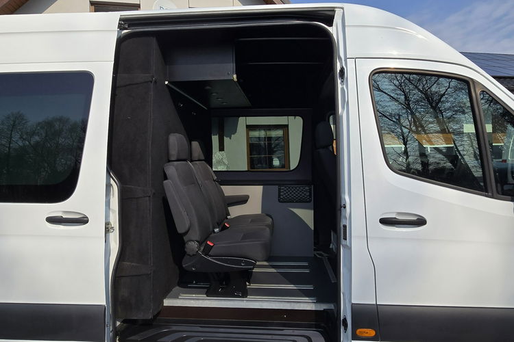 Mercedes Sprinter 319 CDi 3.0 CDi 190KM / Salon PL I-właściciel / Zabudowa warsztatowa zdjęcie 7