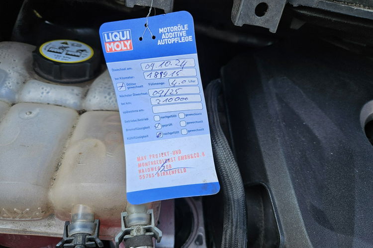 Ford Kuga Climatronic / Asystent parkowania / Podgrzewane fotele / 6 biegów, itd zdjęcie 21