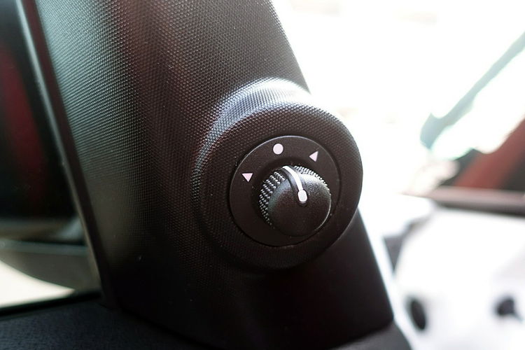 Fiat 500L Tylko 41 TyśKm 1.6 MultiJet 120KM GWARANCJA I-wł Kraj Bezwyp TEMPOMAT 4x2 zdjęcie 15