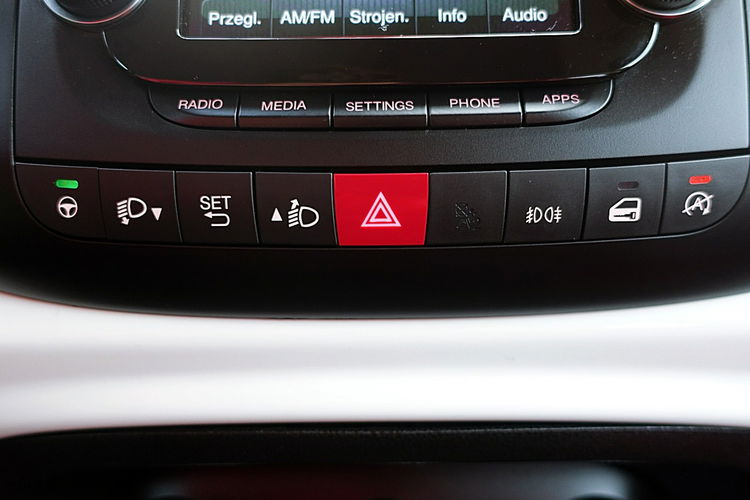 Fiat 500L Tylko 41 TyśKm 1.6 MultiJet 120KM GWARANCJA I-wł Kraj Bezwyp TEMPOMAT 4x2 zdjęcie 21