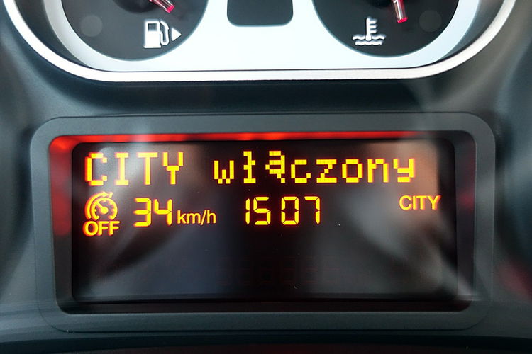 Fiat 500L Tylko 41 TyśKm 1.6 MultiJet 120KM GWARANCJA I-wł Kraj Bezwyp TEMPOMAT 4x2 zdjęcie 48
