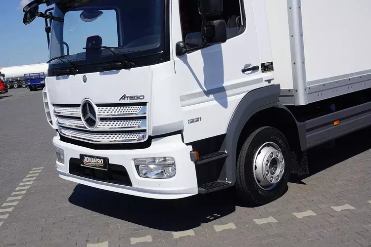 Mercedes ATEGO / 1221 / ACC / EURO 6 / KONTENER + WINDA / 17 PALET zdjęcie 20