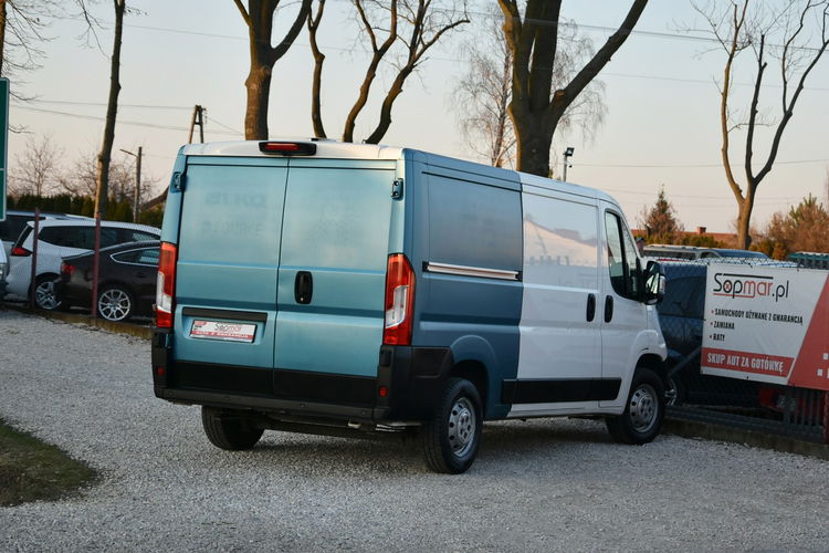 Peugeot Boxer L1H1 2.2HDi 120KM 2021r. Klima 3os. blaszak FV23 VAT1 zdjęcie 20