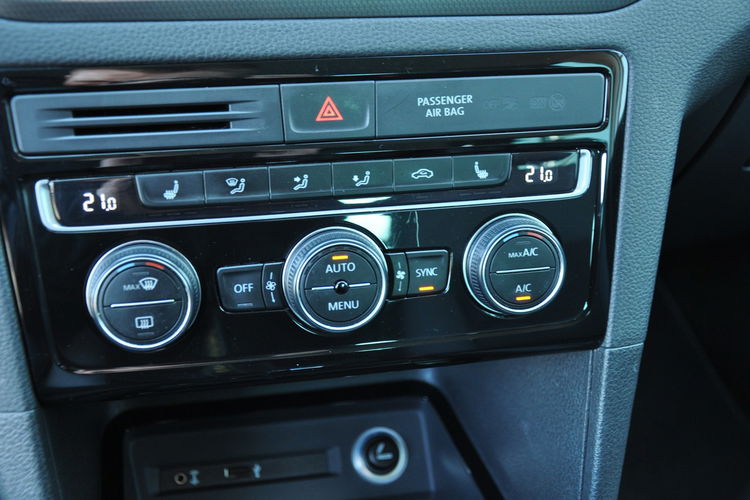 Volkswagen Golf Sportsvan 1.5TSI 150KM DSG Nawigacja AppConnect Czujniki Akt.Temp Gwar. Dealer zdjęcie 16