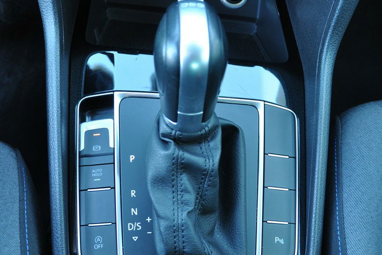 Volkswagen Golf Sportsvan 1.5TSI 150KM DSG Nawigacja AppConnect Czujniki Akt.Temp Gwar. Dealer zdjęcie 17