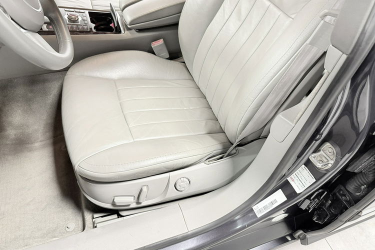 Audi A8 4.2 V8 MPI QUATTRO 334KM Xenon BOSE KEYLESSGO na Odcisk Solar Dach zdjęcie 30