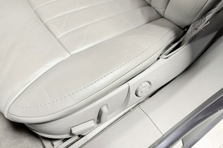 Audi A8 4.2 V8 MPI QUATTRO 334KM Xenon BOSE KEYLESSGO na Odcisk Solar Dach zdjęcie 35
