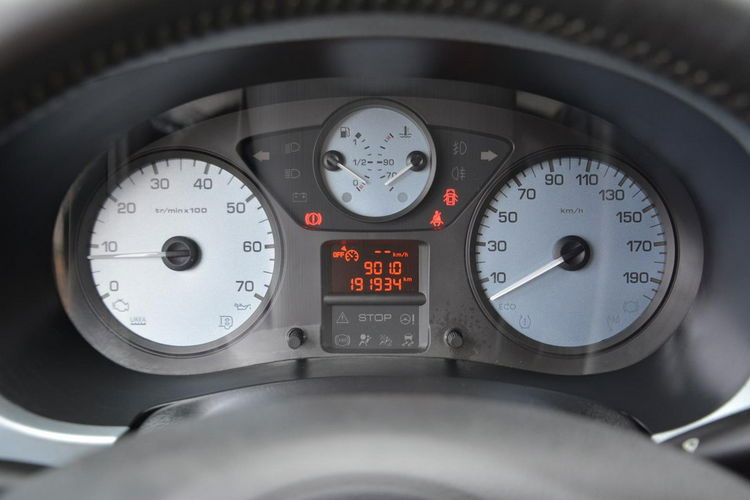Citroen Berlingo 1.6HDI(92KM) Multispace Lift Klimatronic Parktronic Hak aso zdjęcie 25