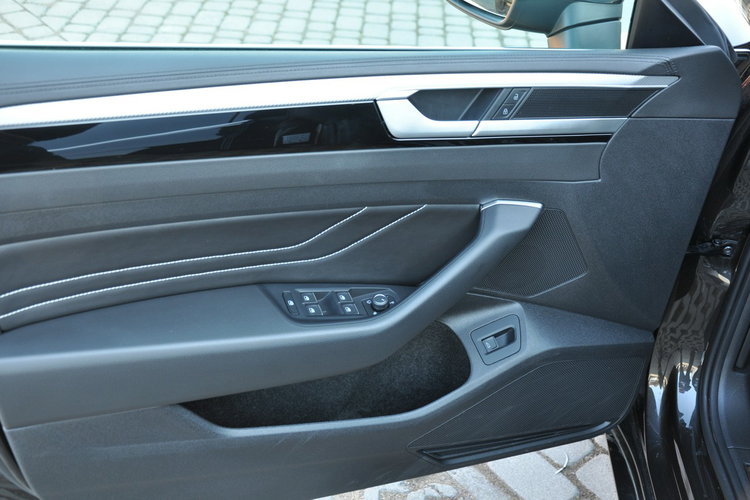 Volkswagen Arteon 2.0TSI 190KM DSG R-line El Klapa Nawigacja Hak Gwar. Fabryczna FV23 zdjęcie 9