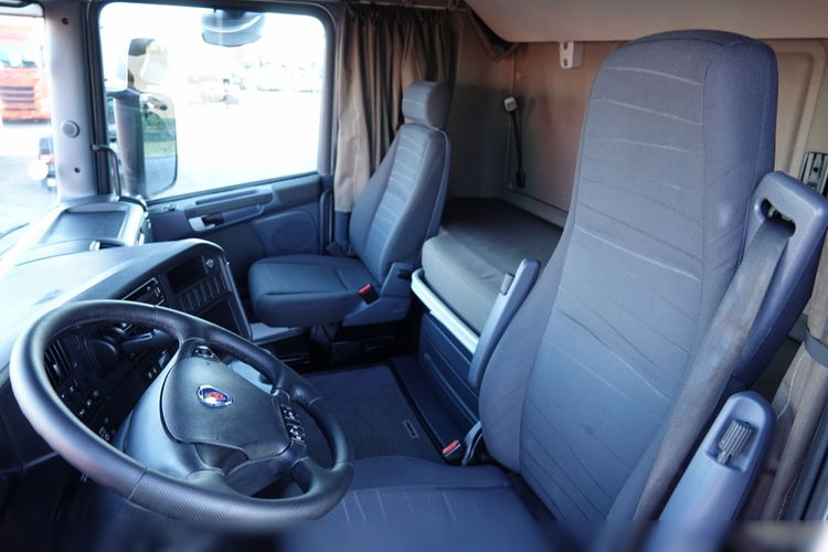 Scania R 520 / 6X2 / V8 / PUSHER / OŚ SKRĘTNA / PO KONTRAKCIE SERWISOWYM zdjęcie 32