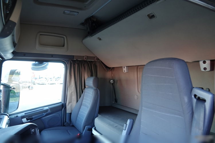 Scania R 520 / 6X2 / V8 / PUSHER / OŚ SKRĘTNA / PO KONTRAKCIE SERWISOWYM zdjęcie 33