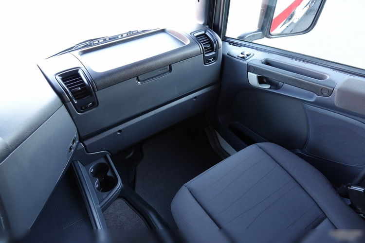 Scania R 520 / 6X2 / V8 / PUSHER / OŚ SKRĘTNA / PO KONTRAKCIE SERWISOWYM zdjęcie 40